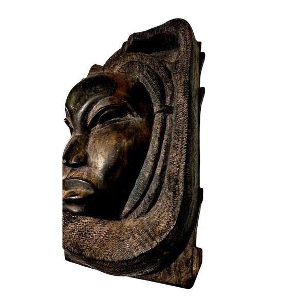 Tribal Wall Sculpture Mask of Woman Unknown Tribe or Peoples-Late 20th Century - Picture 4 of 7
